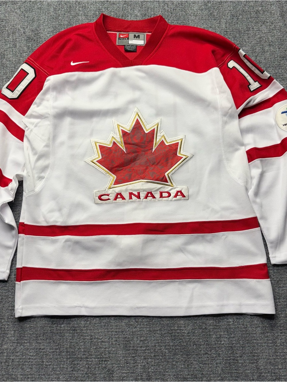 Nike Team Canada 2010 Olympics Hockey Jersey White M Brenden Morrow Fight Strap